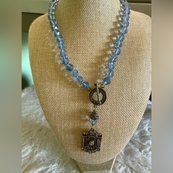 Heidi Daus Jewelry - Heidi Daus Blue Beaded Toggle Necklace with Decorative Pendant